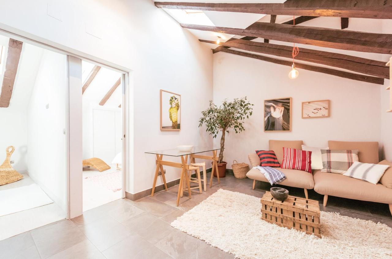 Bohemian 2Bedroom Attic In Lavapies มาดริด ภายนอก รูปภาพ
